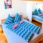 Gemütliches Apartment mit 2 Schlafzimmern und 1 Wohnzimmer in Riva Altstadt