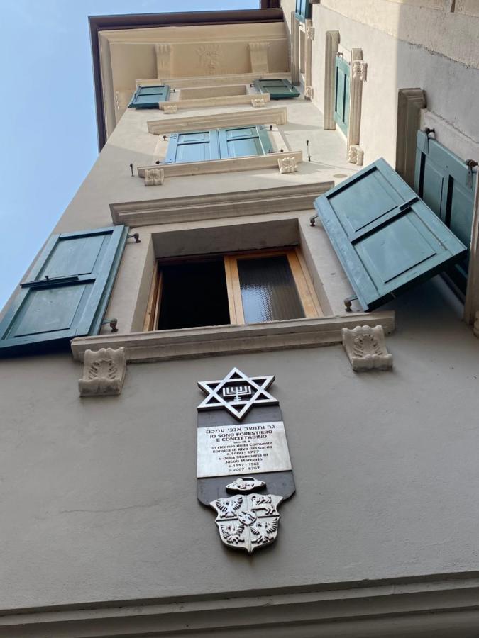 Gemütliches Mit 2 Schlafzimmern Und 1 Wohnzimmer In Altstadt *